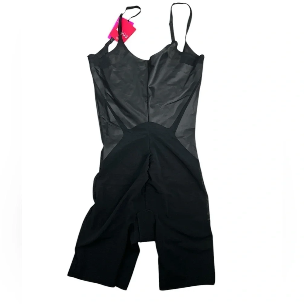 Spanx Haute Contour Open-Bust Mid-Thigh Bodysuit Very Black NWT